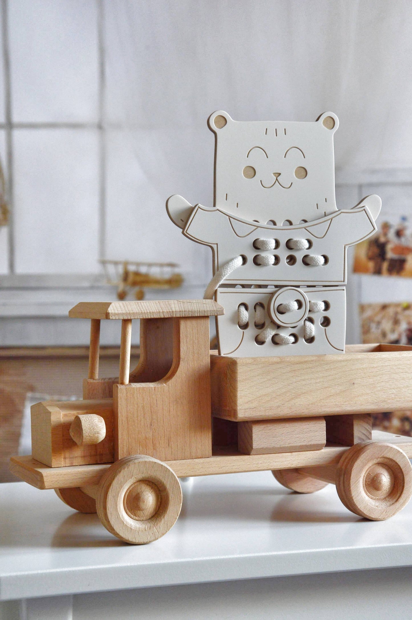 Mr Teddy Bear | Montessori lacing toy
